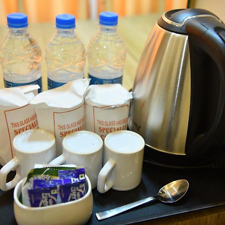 Signature Inn จิกมากาลูร์ ภายนอก รูปภาพ
