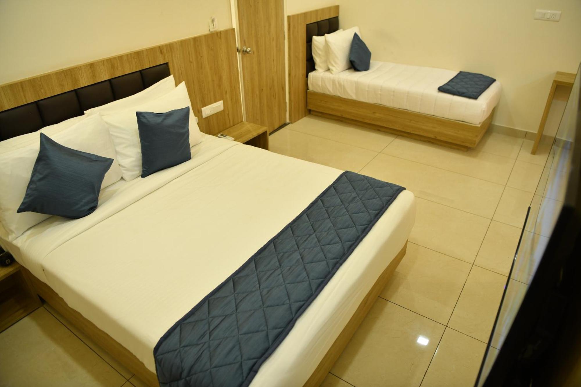 Signature Inn จิกมากาลูร์ ภายนอก รูปภาพ